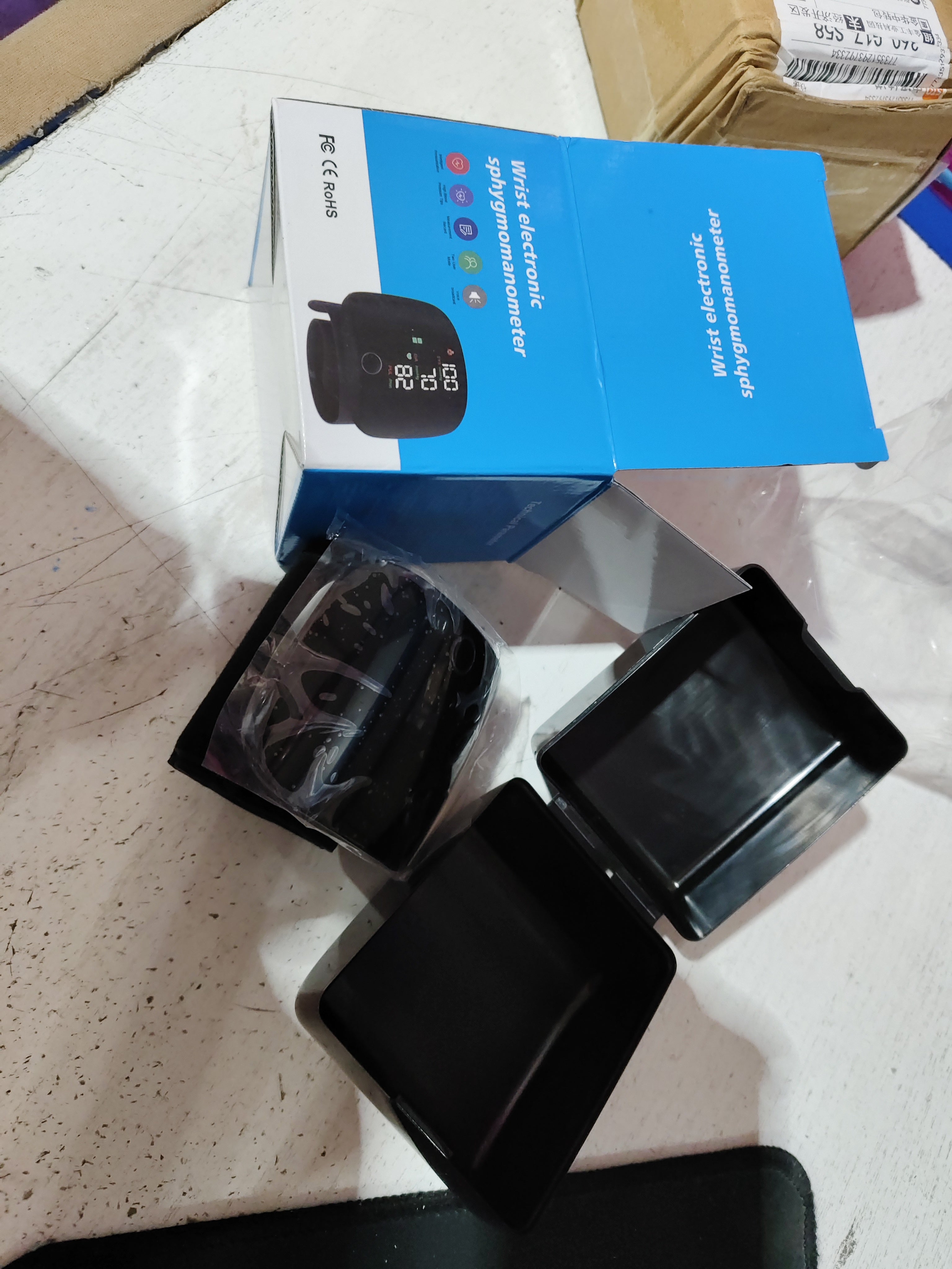 Wrist Sphygmomanometer Rechargeable Blood Pressure Meter Wrist Blood Pressure Eter Smart Touch Screen Blood Pressure Meter Household Electronics